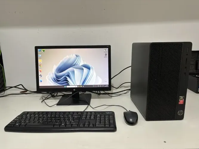 PC Computador HP AMD Ryzen 5 2400G 3.9Ghz, Radeon Vega 11, 8GB Ram, Ssd 120GB, HD 500GB