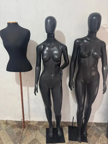 Manequins