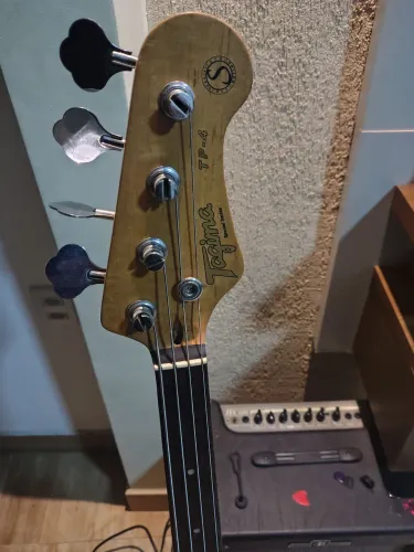 Baixo Tagima TP4 Fretless