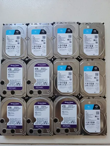 12 hds 4tb wd Purple. Seagate SkyHawk cftv