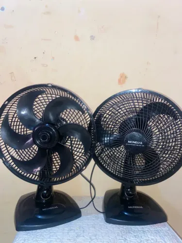 Vendo 02 ventiladores P funcionando perfeitamente