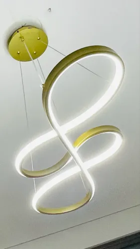 Lustre moderno