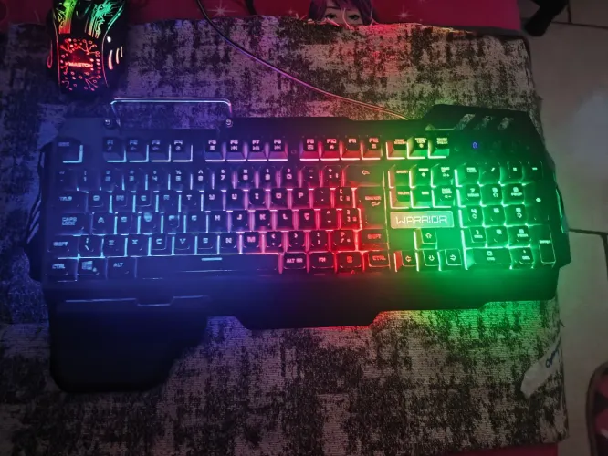  Conjunto de com mauseTeclado WARRIOR gameme