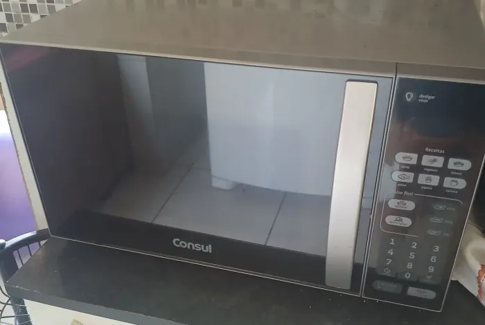 Microondas com defeito Valor 100,00