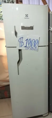 GELADEIRA SEMI NOVA