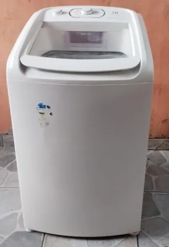 Máquina de lavar Electrolux 11kg Semi nova 