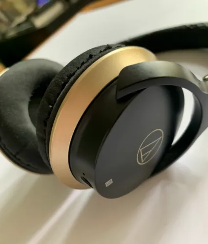 Headphone on ear - Audio Technica bluetooth ATH-AR3BT