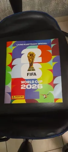 Álbum de Figurinhas Panini Novo | Compre 1 e Ganhe Outro
