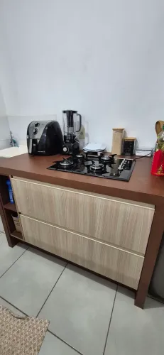Vende-se armário com 2 gavetas espaço para cooktop