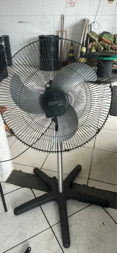 Ventilador de coluna industrial