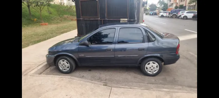 Chevrolet Corsa SED Class.life 1.0/1.0 Flexpower (álcool) 2007