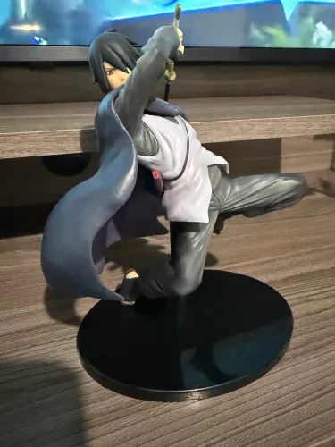 Figure sasuke