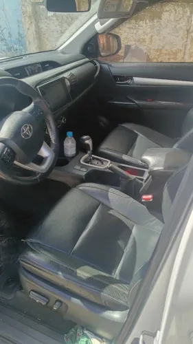 Toyota Hilux CD SRV 4X4 2.8 TDI Diesel Aut. 2016