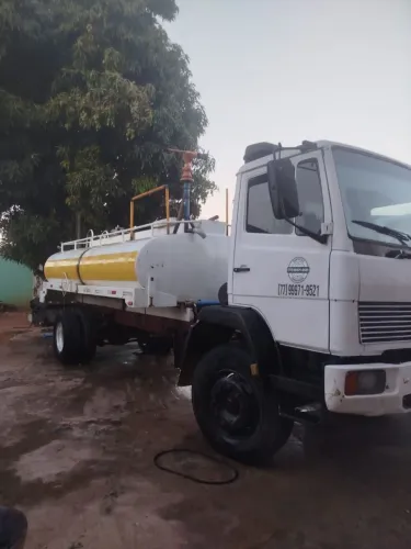 CAMINHÃO PIPA MB 1714 tanque pipa 