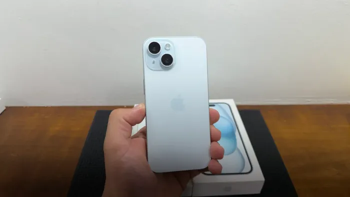 Iphone 15 128GB Azul - semi novo