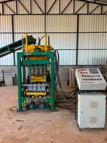 Fabrica de Blocos e Pavers AUTOMATICA