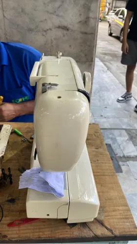 Vendo máquinas de costura ,