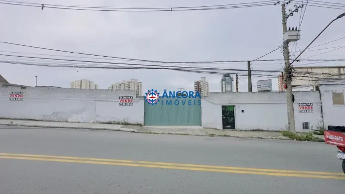 Terreno à Venda ou Locação 2.000 m²