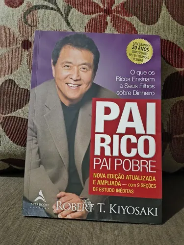 Livro Pai Rico, Pai Pobre - Nova Edição Atualizada e Ampliada (PRATICAMENTE NOVO)
