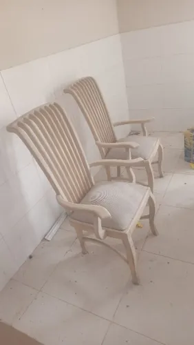 Vende cadeira antiga