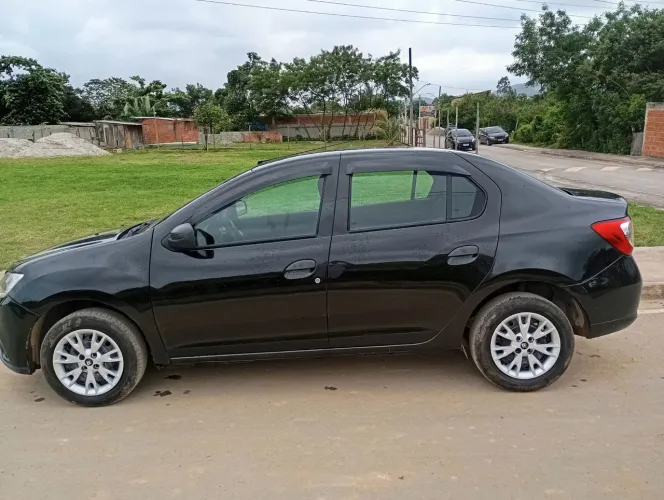 Renault Logan Life Flex 1.0 12V 4P Mec. 2021