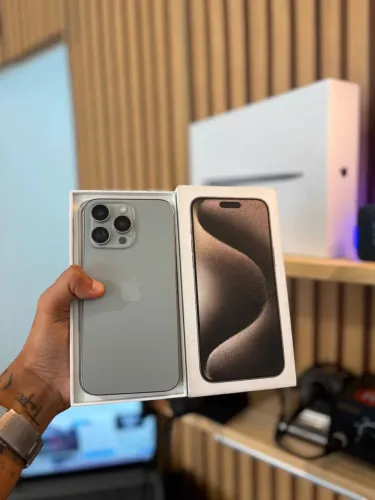 Iphone 15 pro Max 256GB com caixa