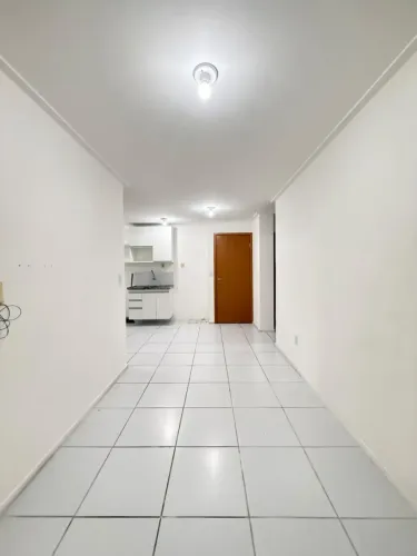 Quarto e sala com fixos no farol-53m2- próx ao cesmac.