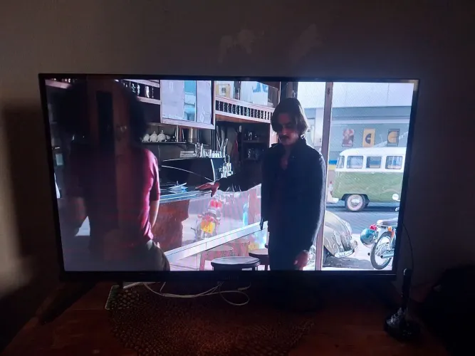 Vendo tv 32 polegadas awa 800
