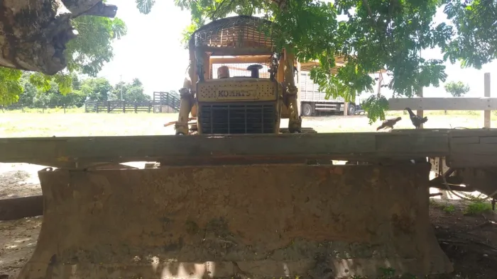 Trator Komatsu D65