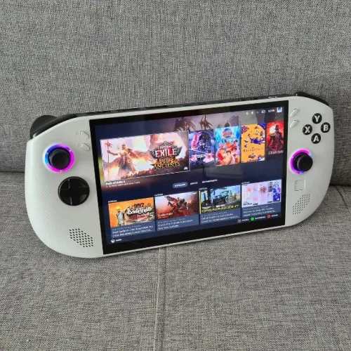 Console Portátil Lenovo Legion Go S Ryzen Z2