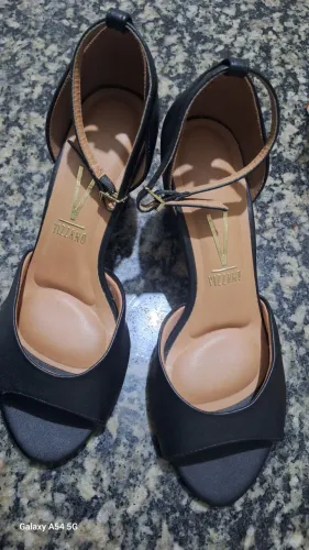 Vendo sandalia usada por 2 horas 