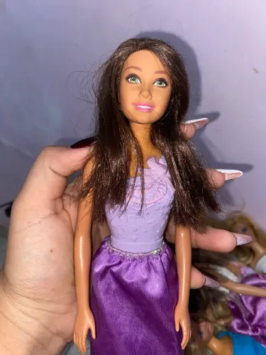 BARBIE 