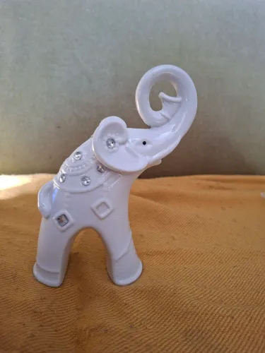 BIBELO DE LOUÇA ELEFANTE