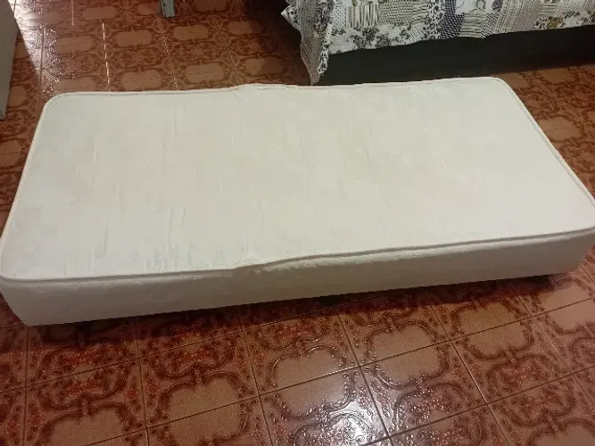Cama colchão solteiro 