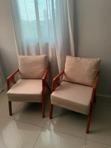 2 POLTRONAS