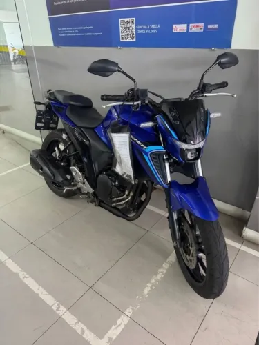 Fz25 2025 5.800km