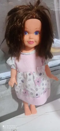 Boneca da estrela cresce cabelo 