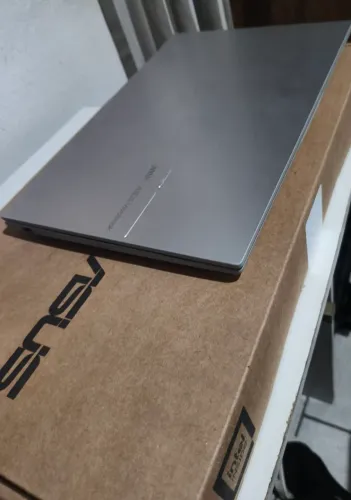 Notebook ASUS Vivobook 15 - Intel i5 12ª Gen / 8GB / SSD 512GB (Na Caixa)