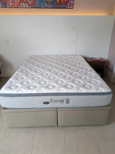 Cama baú Queen marca