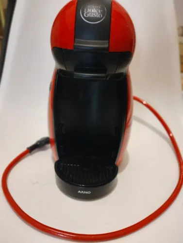 Cafeteira Expresso Dolce Gusto Piccolo Vermelha