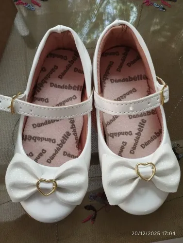 Sapatilha infantil branca, tamanho 24