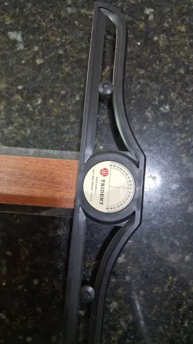 Régua T marca Trident 80cm