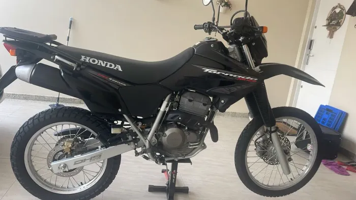 XR TORNADO 250 TODA ORIGINAL