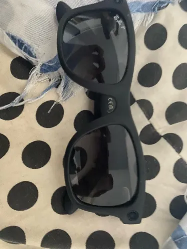 VENDO ÓCULOS RAY BAN 2