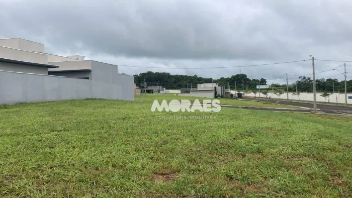 Terreno à venda, 393 m² por R$ 265.000,00 - Residencial Villa de León - Piratininga/SP