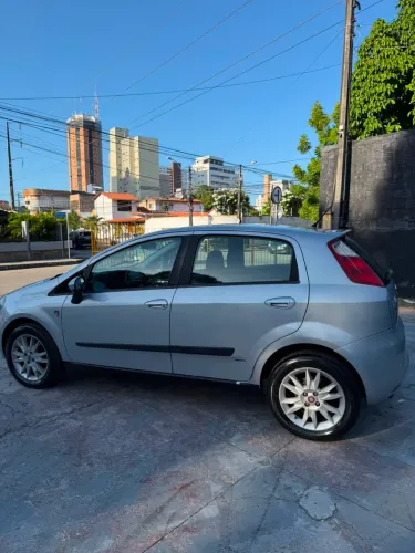 Fiat Punto Attractive 1.4 Fire Flex 8V 5P 2012