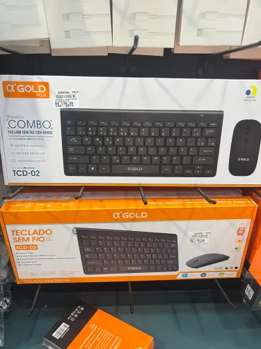 Teclado sem fio com mouse