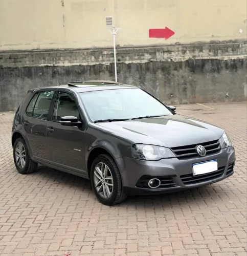 Volkswagen Golf Sportline 1.6 MI Total Flex 8V 4P 2013