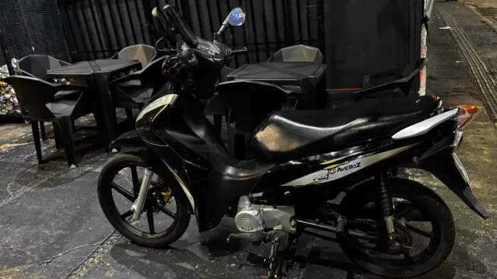 Moto Avelloz Az1 2022