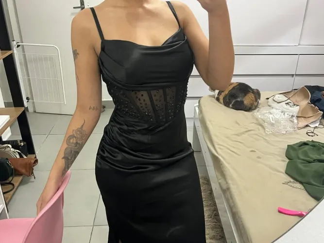Vestidos de festa e acessórios